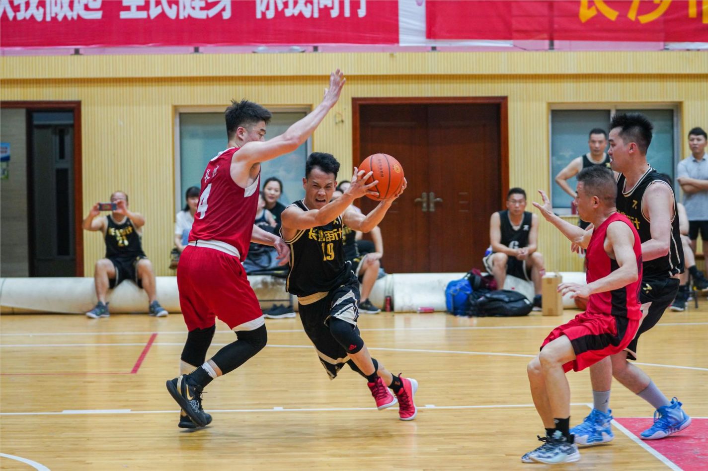 湖南快盈VIII管理有限公司